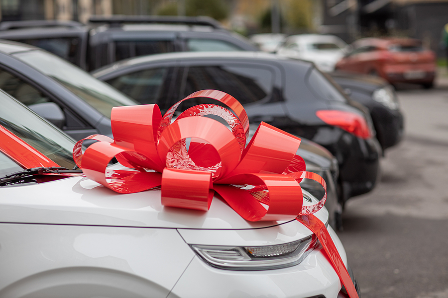 Give Your Loved One The Best Christmas Gift Ever: A Car