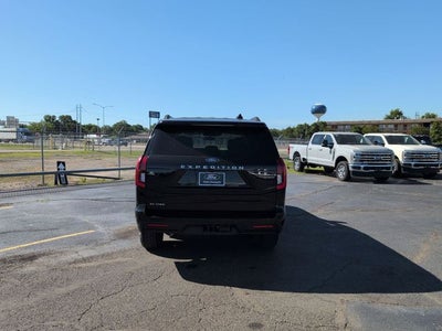 2026 Ford Expedition Active