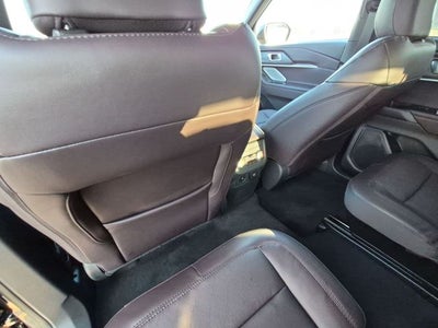 2027 Ford Explorer Platinum™