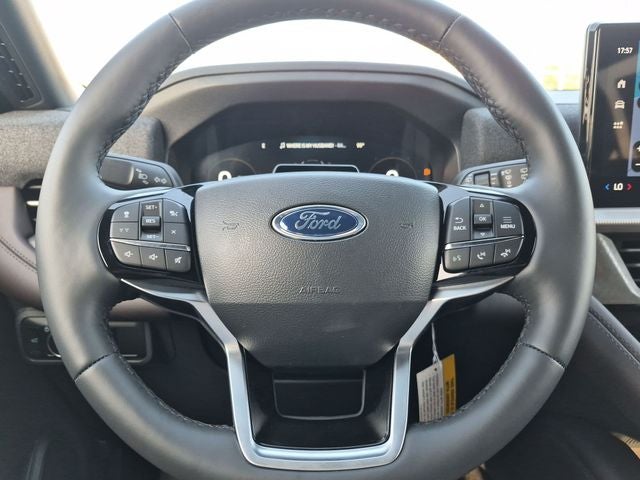 2027 Ford Explorer Platinum™