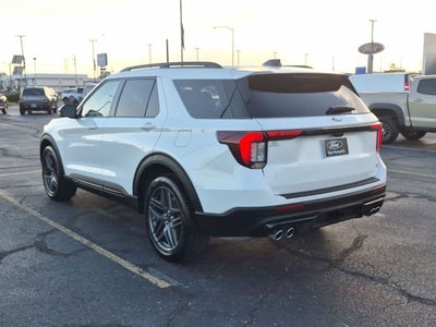 2027 Ford Explorer 4-Door 4DR 4WD ST
