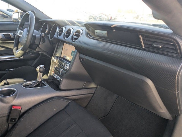 2022 Ford Mustang EcoBoost