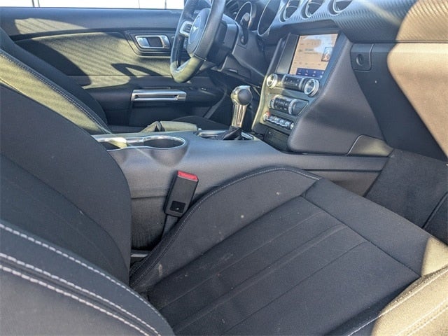 2022 Ford Mustang EcoBoost