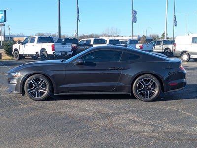 2022 Ford Mustang EcoBoost