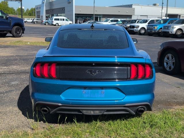 2021 Ford Mustang EcoBoost