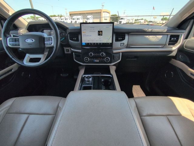2022 Ford Expedition Max XLT