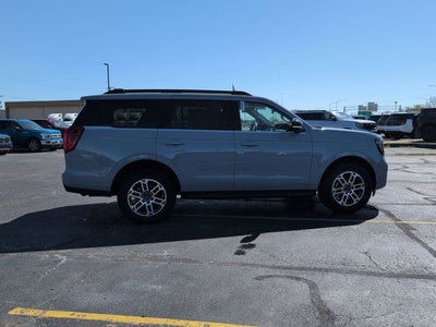 2026 Ford Expedition Active