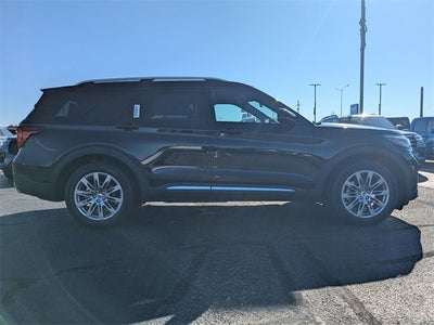 2025 Ford Explorer Platinum