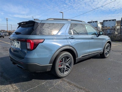2026 Ford Explorer ST-Line