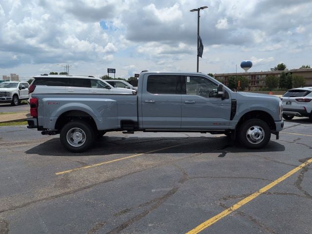 2026 Ford F-350SD Platinum DRW