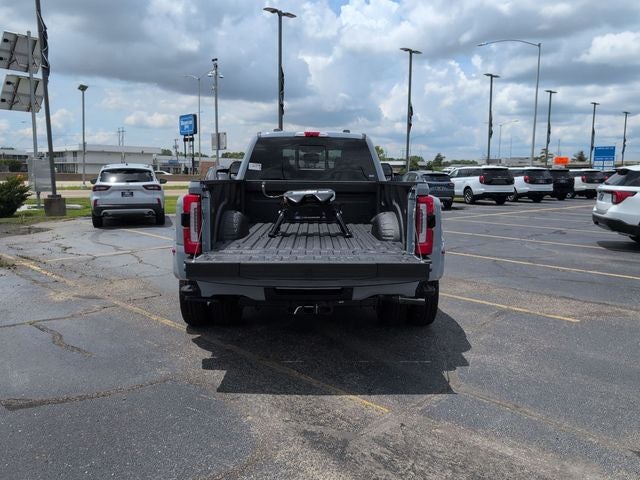 2026 Ford F-350SD Platinum DRW
