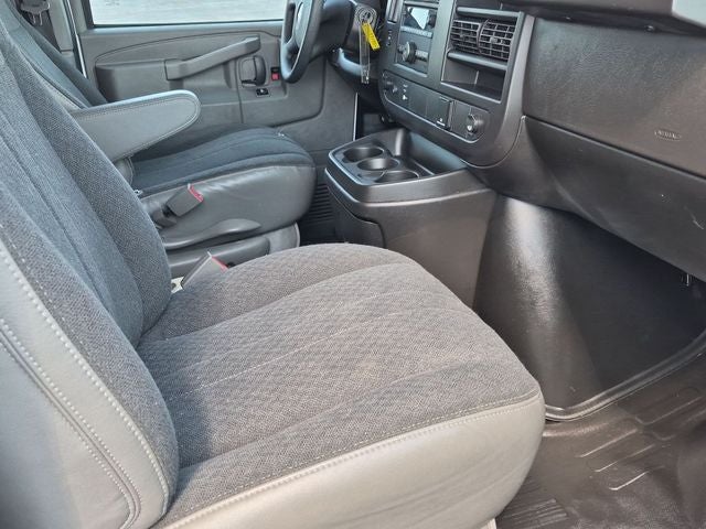 2024 GMC Savana 2500 Work Van