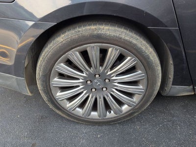 2014 Lincoln MKS Base