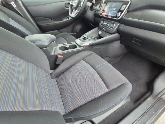 2025 Nissan Leaf S