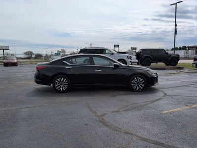 2025 Nissan Altima 2.5 SV