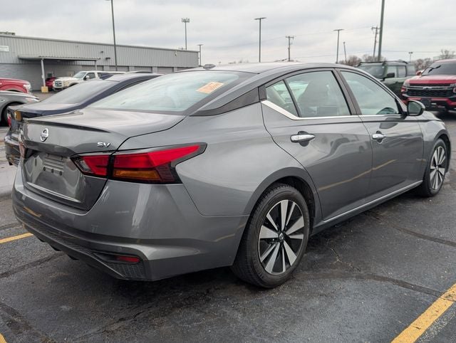 2022 Nissan Altima 2.5 SV