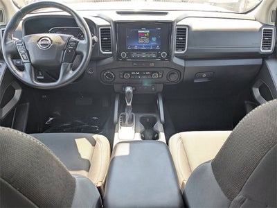 2024 Nissan Frontier SV