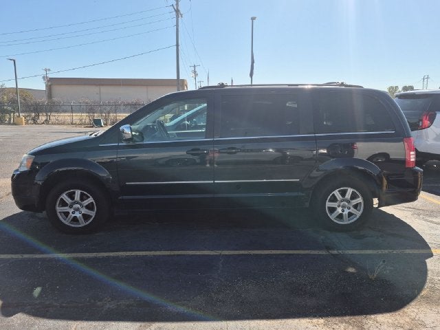 Used 2010 Chrysler Town & Country Touring with VIN 2A4RR5D10AR381301 for sale in West Memphis, AR