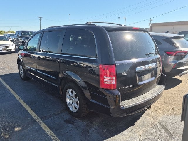 2010 Chrysler Town & Country Touring
