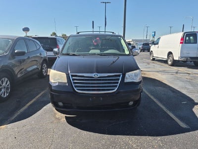 2010 Chrysler Town & Country Touring