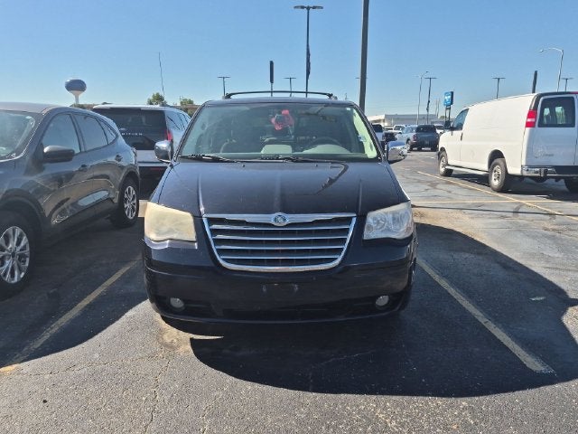 2010 Chrysler Town & Country Touring