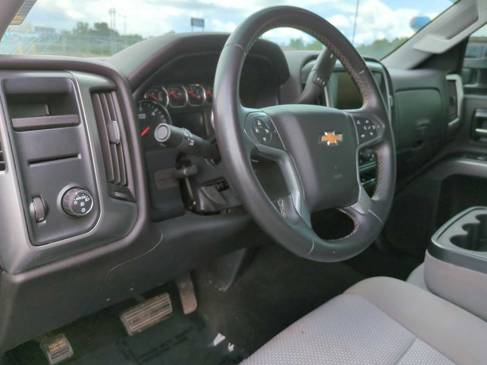 2014 Chevrolet Silverado 1500 2WD Crew Cab 143.5 LT w/1LT