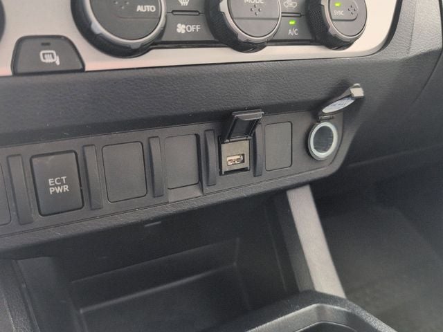 2022 Toyota Tacoma SR V6