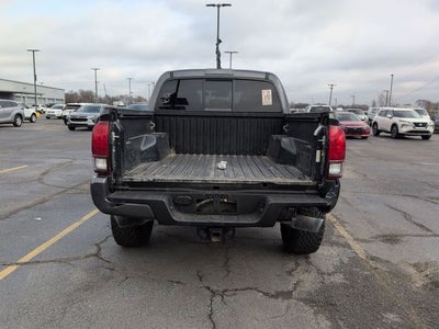 2022 Toyota Tacoma SR V6