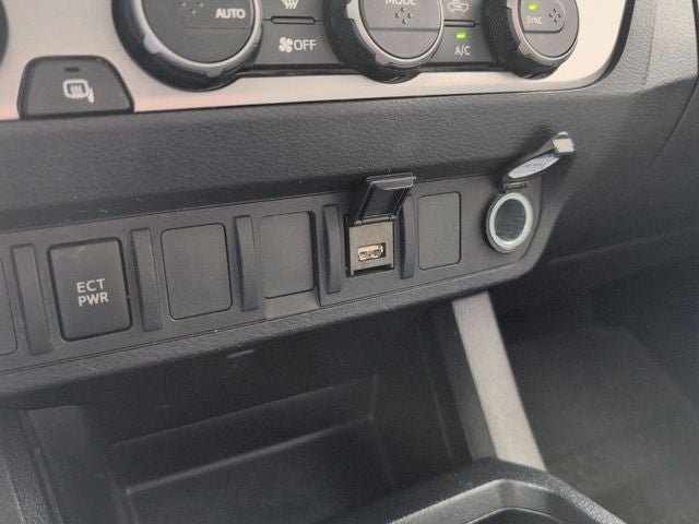 2022 Toyota Tacoma SR V6