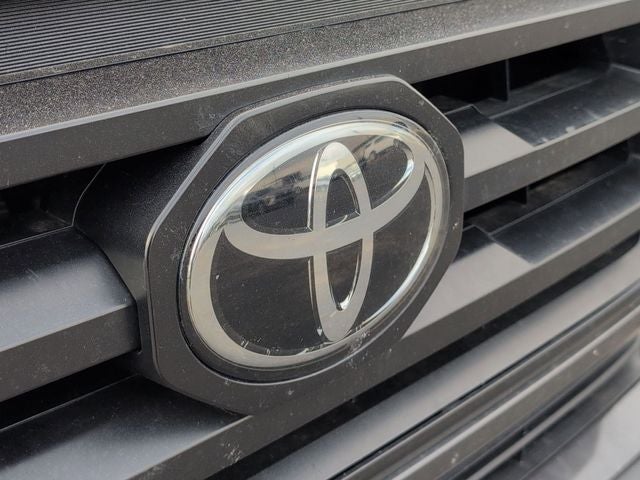 2022 Toyota Tacoma SR V6