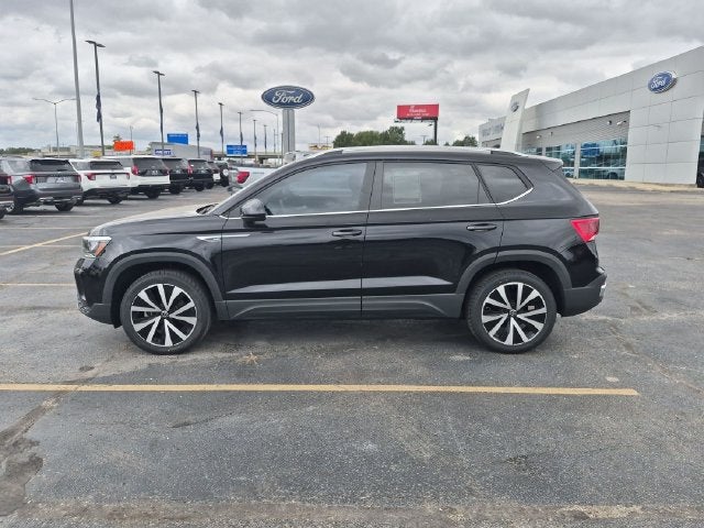 2024 Volkswagen Taos 1.5T SE