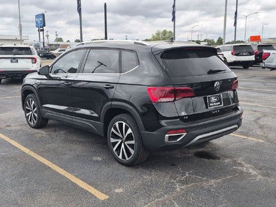 2024 Volkswagen Taos 1.5T SE