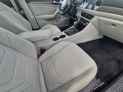 2019 Volkswagen Jetta SEL Premium