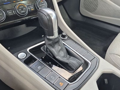 2019 Volkswagen Jetta SEL Premium