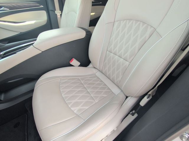 2022 Buick Enclave Avenir