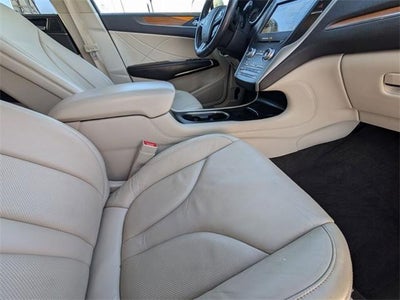 2019 Lincoln MKC Select