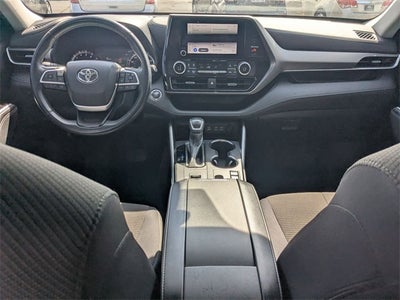 2023 Toyota Highlander LE