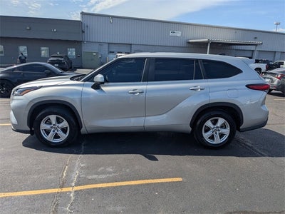 2023 Toyota Highlander LE