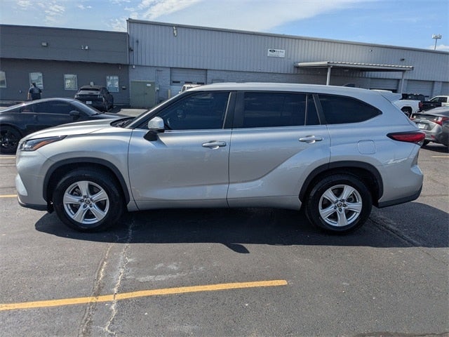 2023 Toyota Highlander LE