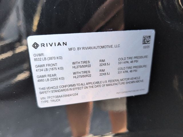 2025 Rivian R1T Base