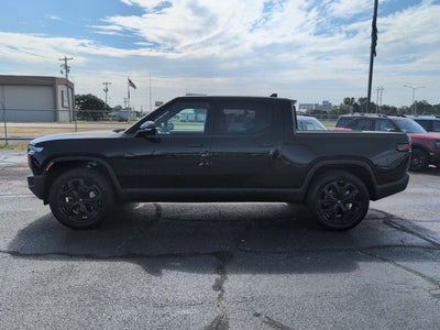 2025 Rivian R1T Base