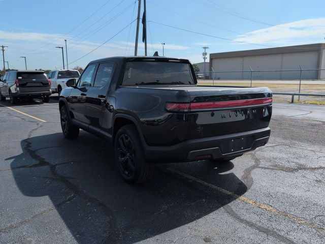 2025 Rivian R1T Base