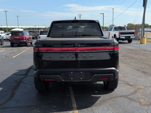 2025 Rivian R1T Base