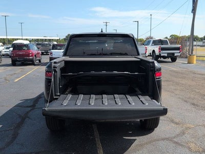 2025 Rivian R1T Base
