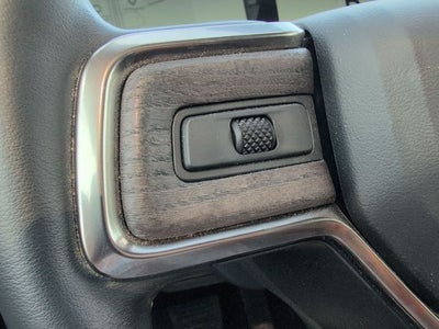 2025 Rivian R1T Base