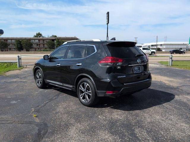 2017 Nissan Rogue SL