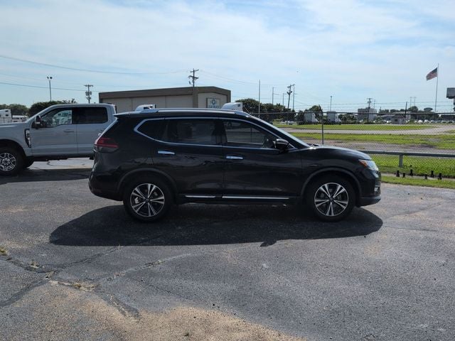 2017 Nissan Rogue SL