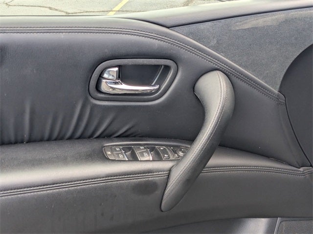 2022 Nissan Armada SV