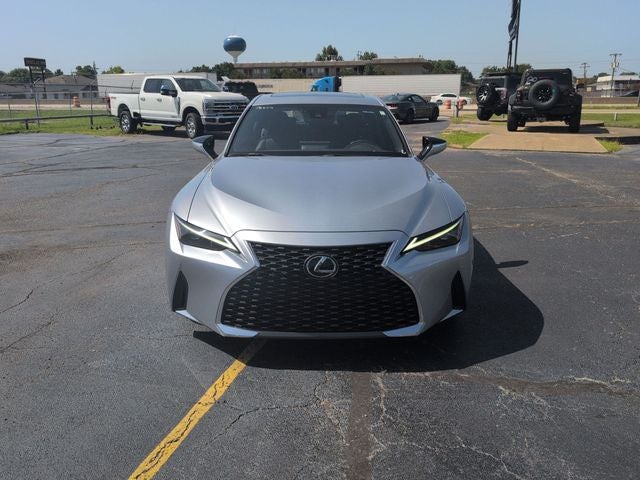 2023 Lexus IS 300