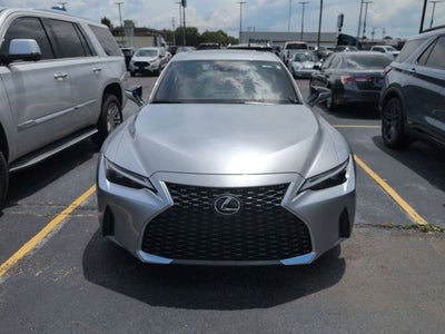 2023 Lexus IS 300